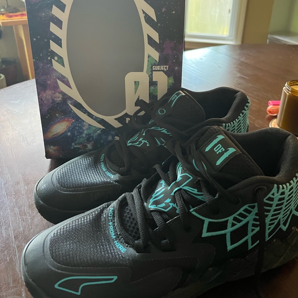 Lámelo Ball MB.01s Buzz City Editions